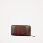 Annabelle Wallet-Brown